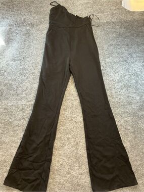 Hours One Shoulder Black Flare Jumpsuit Size Small